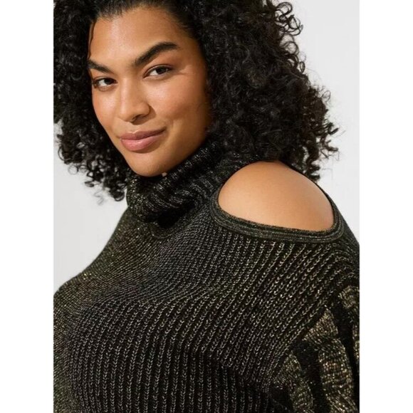 NWT Torrid Plus Size Sexy Romantic Flirty Black Gold Open Shoulder Sweat… - Picture 2 of 10